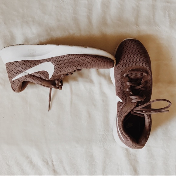 Nike Shoes - Nike Running Shoes